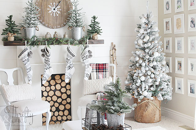  red plaid neutral black and white christmas decor